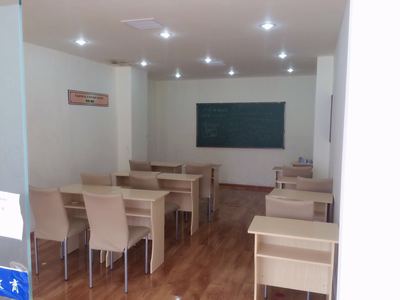 旺蒼縣戴氏教育咨詢 專業(yè)教育規(guī)劃，助力學(xué)子成才